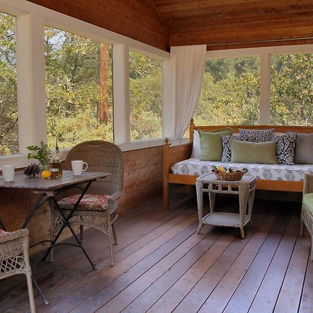Coho Cottages Willow Creek Экстерьер фото