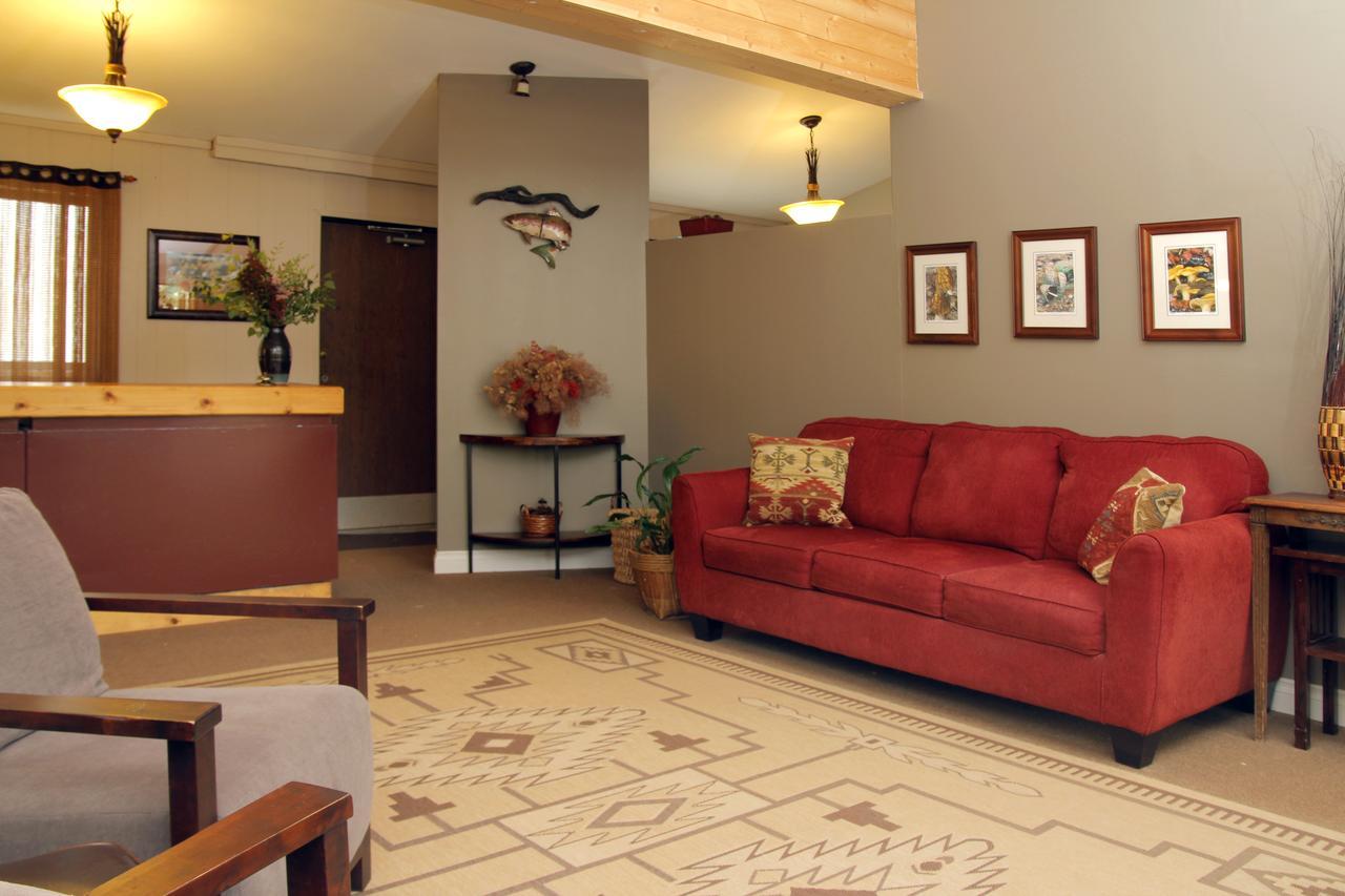 Coho Cottages Willow Creek Экстерьер фото