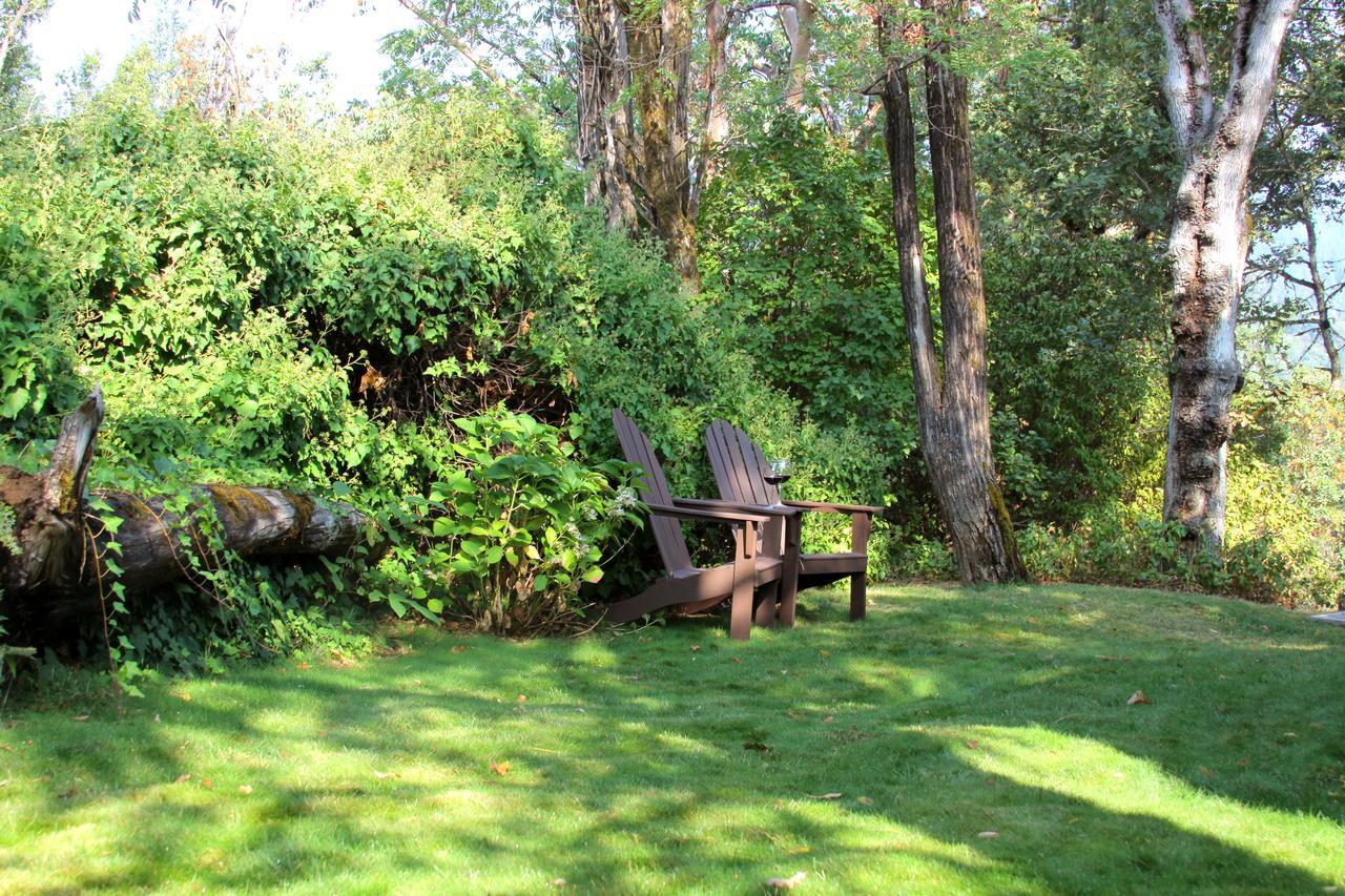 Coho Cottages Willow Creek Экстерьер фото